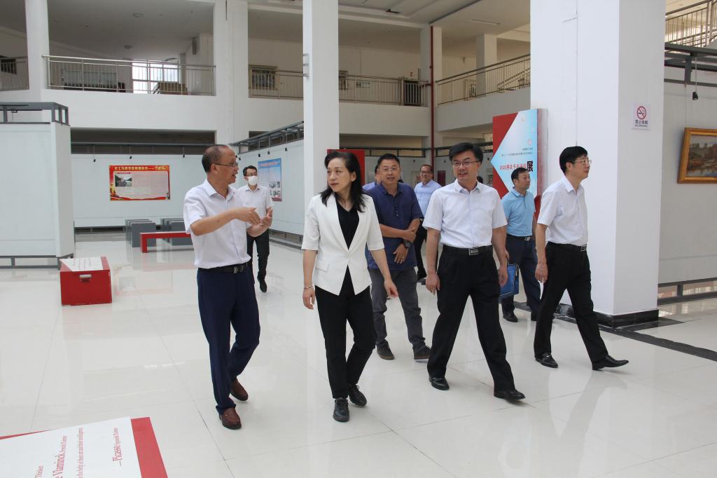 qy球友会千亿官网